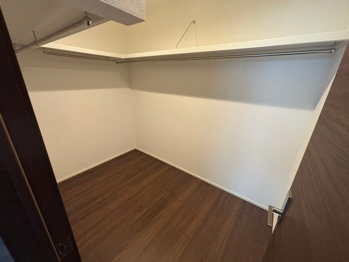 物件内観写真10　(収納)