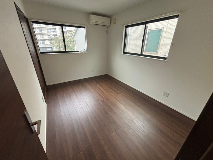 物件内観写真22　(居室)