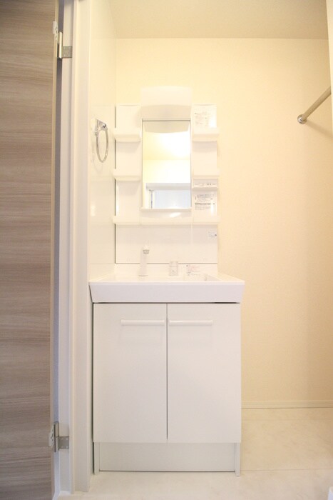 物件内観写真12　(洗面)