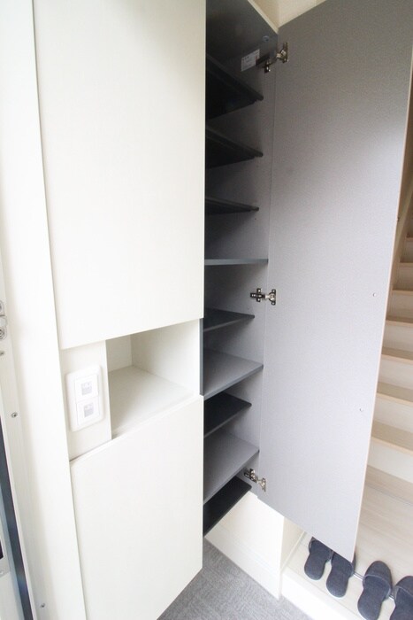 物件内観写真14　(靴箱)