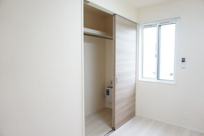 物件内観写真15　(収納)