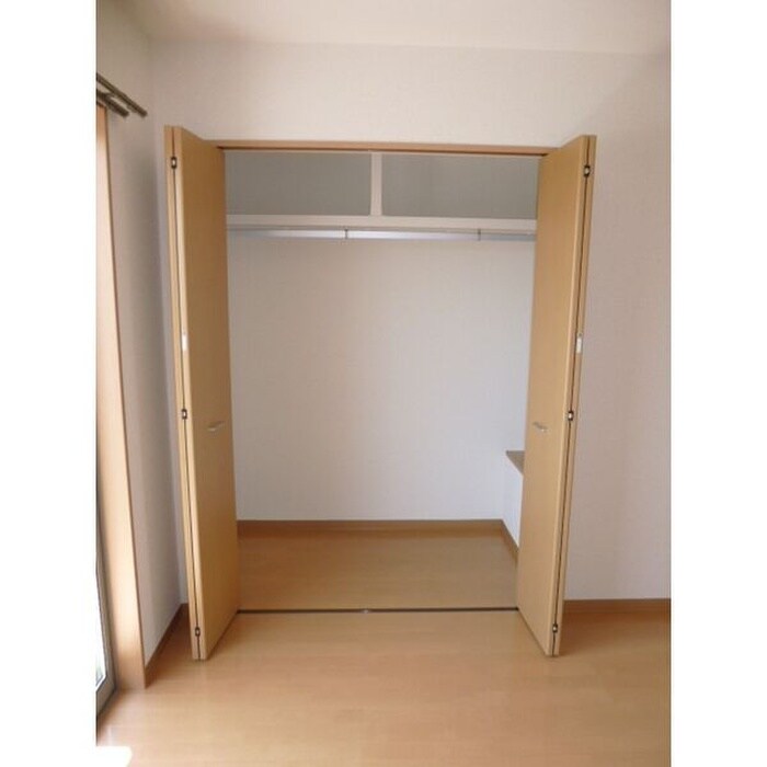 物件内観写真9　(収納)