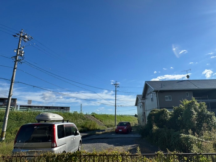 物件内観写真16　(室内からの展望)