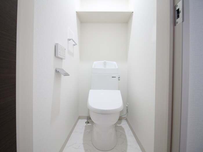 物件内観写真12　(トイレ)