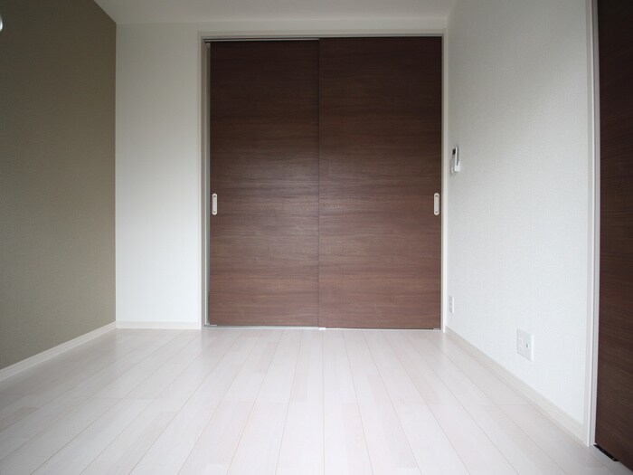 物件内観写真14　(居室)