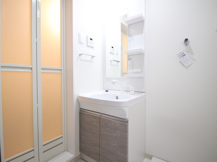 物件内観写真16　(洗面)