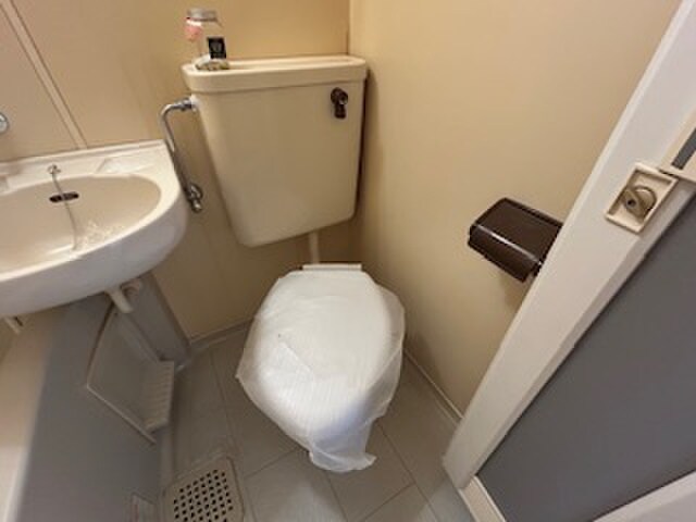 物件内観写真14　(トイレ)