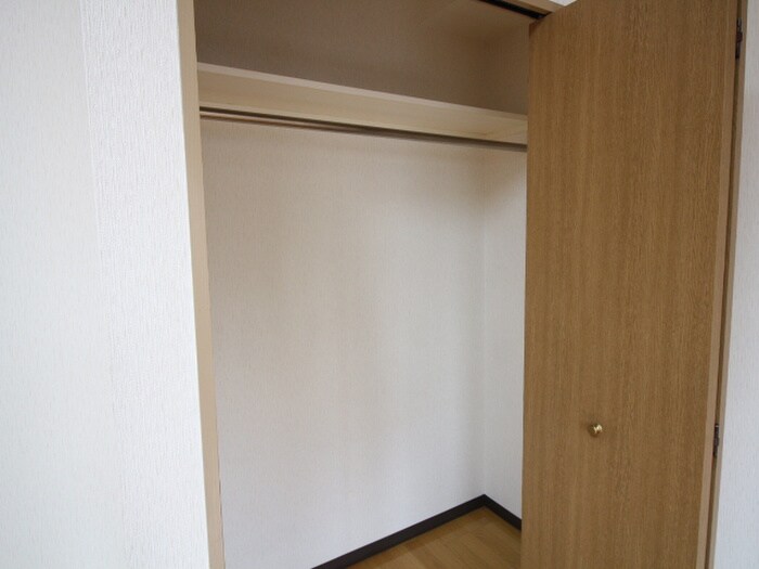 物件内観写真15　(収納)