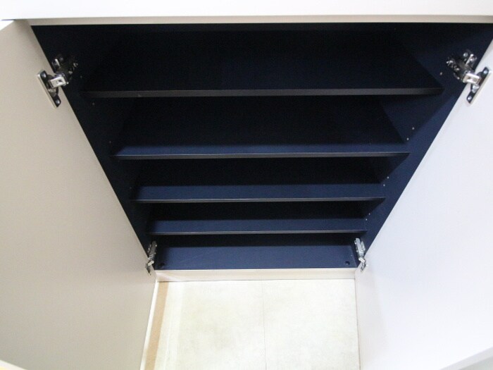 物件内観写真18　(靴箱)