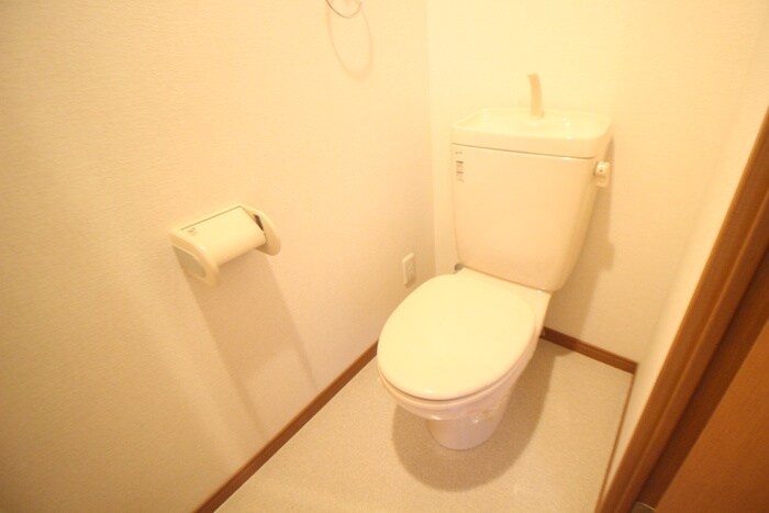 物件内観写真11　(トイレ)