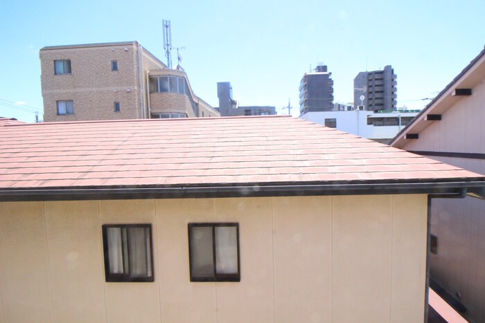 物件内観写真17　(室内からの展望)