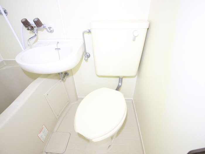 物件内観写真13　(トイレ)