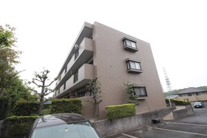 レージュフェイマス外観写真