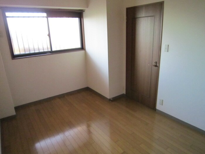 物件内観写真14　(居室)