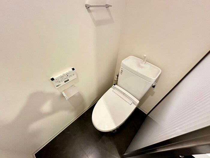 物件内観写真12　(トイレ)