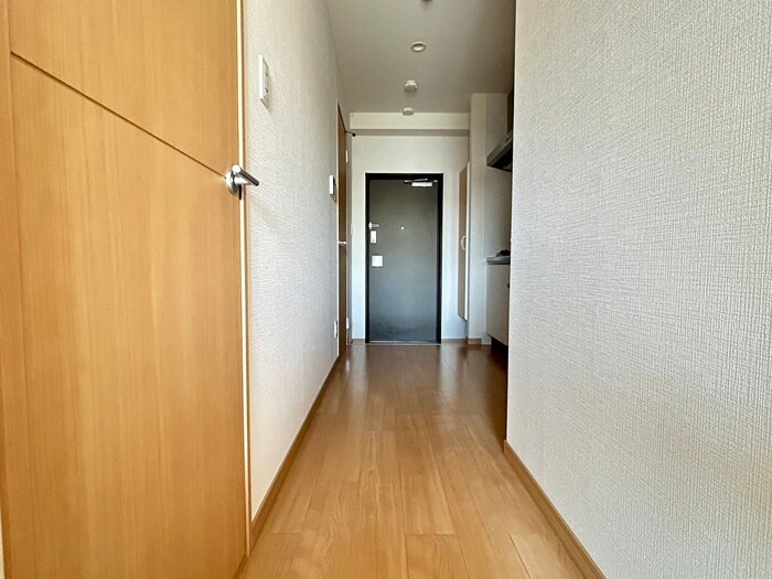 物件内観写真18　(廊下)