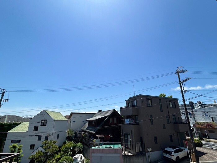 物件内観写真22　(室内からの展望)