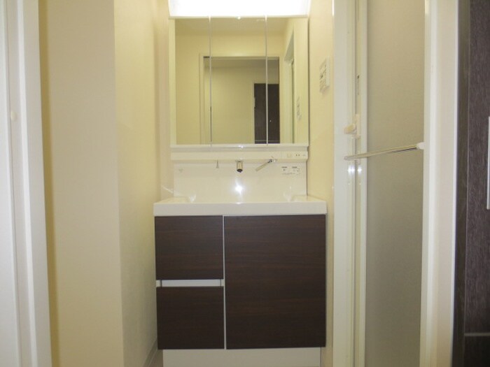 物件内観写真10　(洗面)
