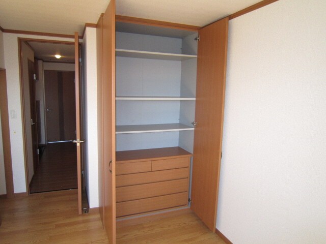 物件内観写真14　(居室)