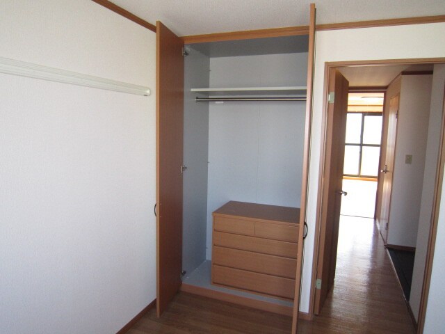 物件内観写真15　(収納)