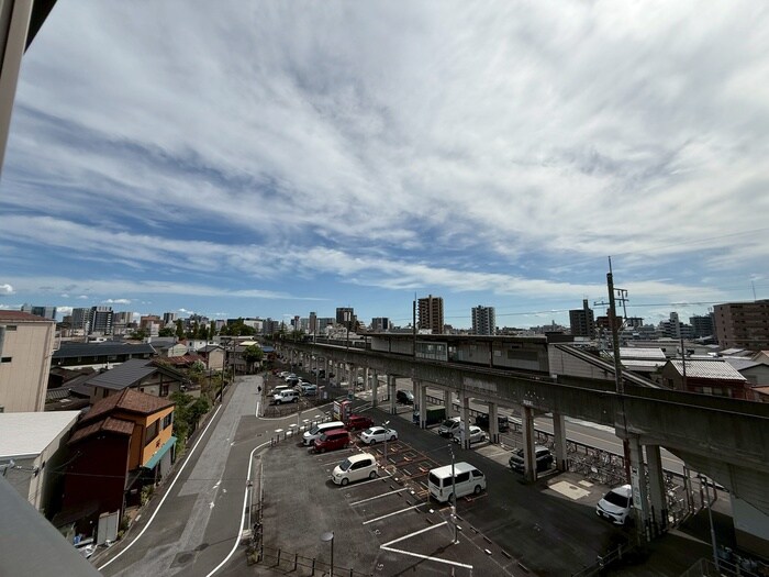 物件内観写真15　(室内からの展望)