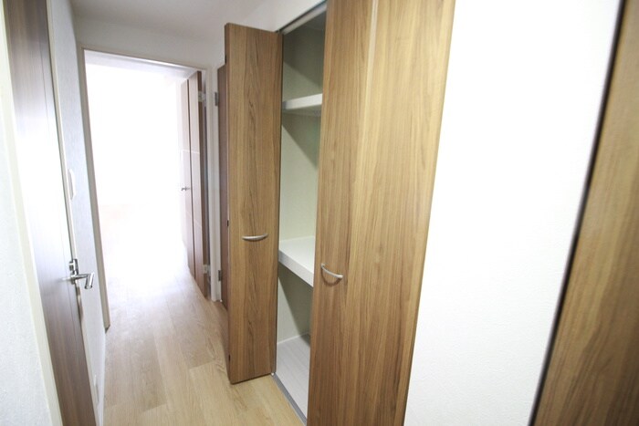 物件内観写真10　(収納)