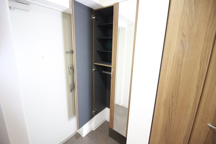 物件内観写真11　(靴箱)