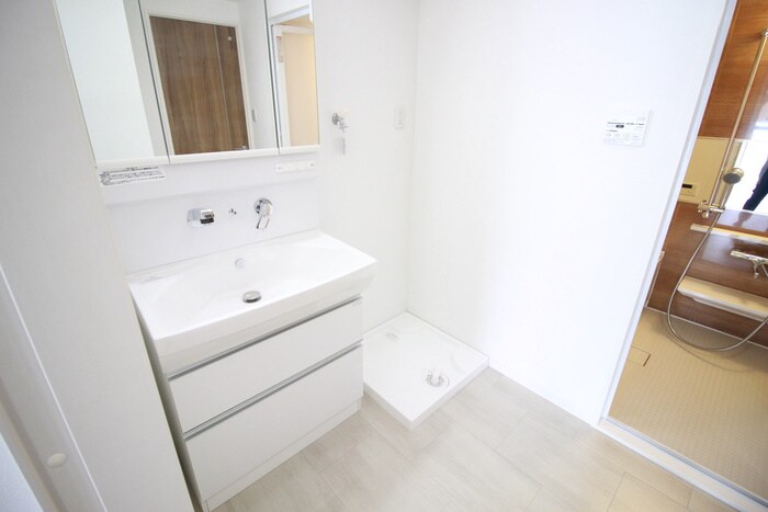 物件内観写真13　(洗面)