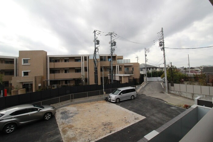 物件内観写真17　(室内からの展望)