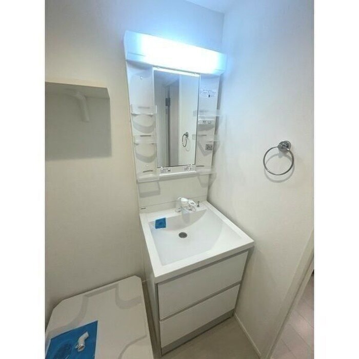 物件内観写真8　(洗面)