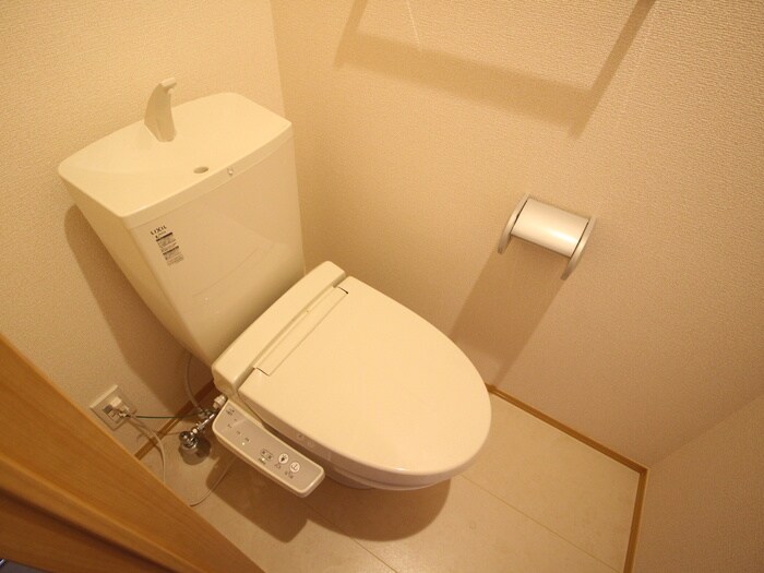 物件内観写真9　(トイレ)