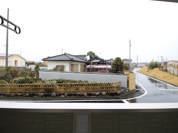 物件内観写真15　(室内からの展望)