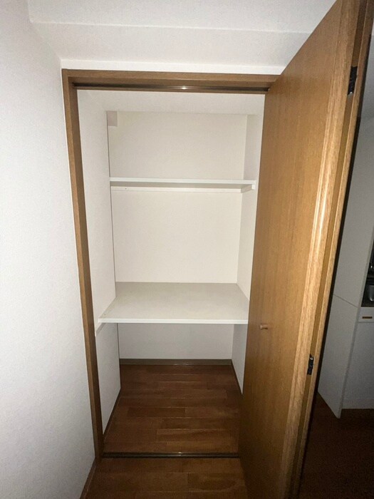 物件内観写真14　(収納)