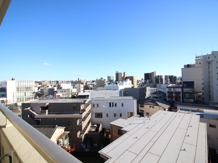 物件内観写真22　(室内からの展望)