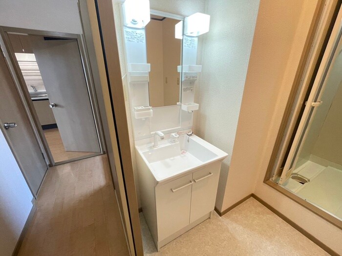 物件内観写真12　(洗面)