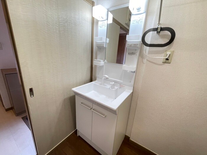 物件内観写真12　(洗面)