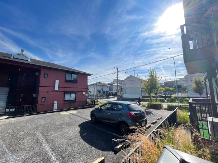 物件内観写真16　(室内からの展望)