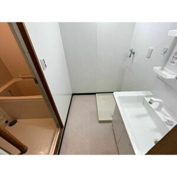 物件内観写真8　(洗面)