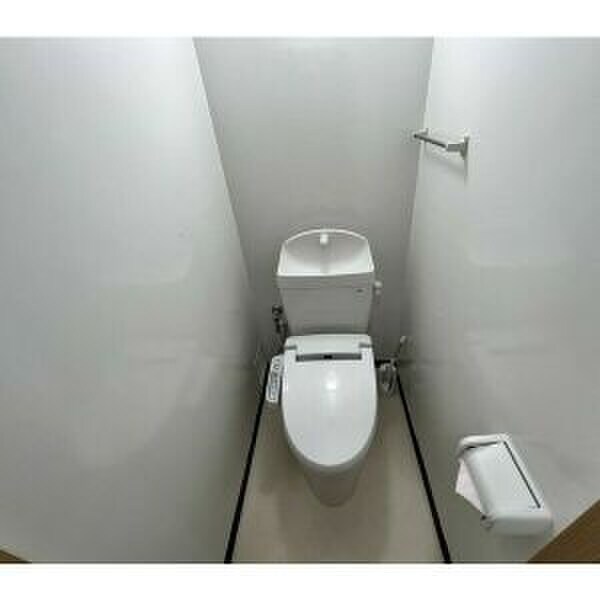 物件内観写真10　(トイレ)