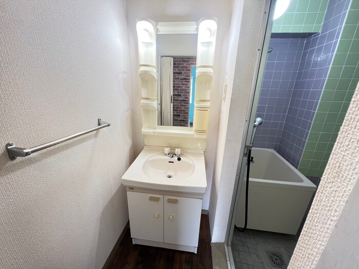 物件内観写真13　(洗面)