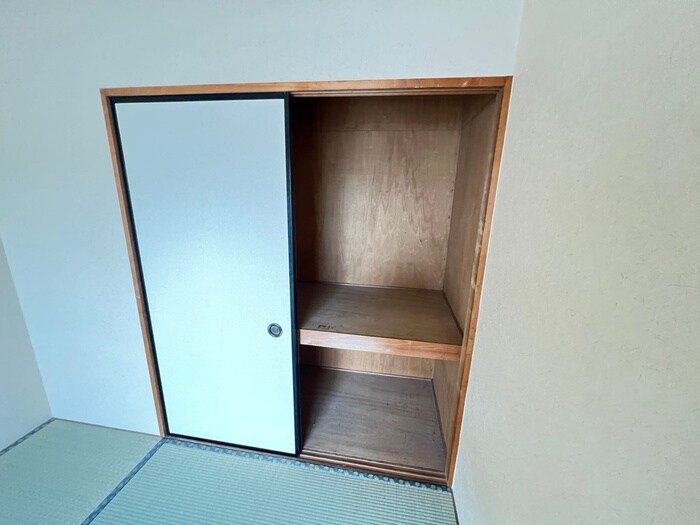 物件内観写真21　(収納)