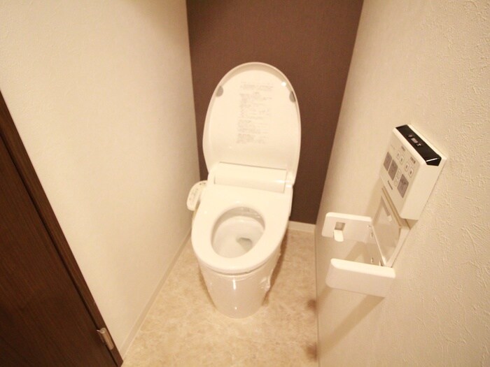 物件内観写真12　(トイレ)