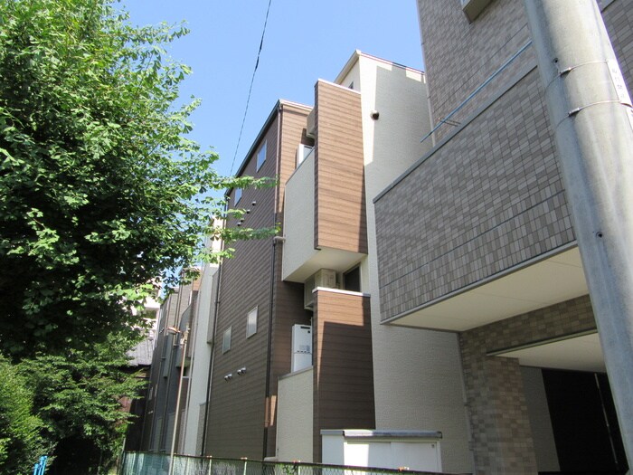 物件外観写真1　(外観写真)