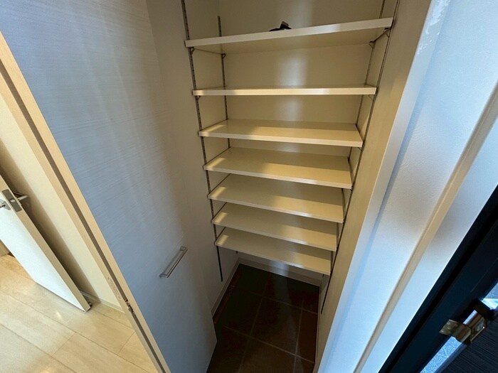 物件内観写真21　(靴箱)