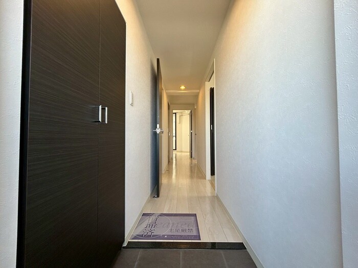 物件内観写真22　(玄関)