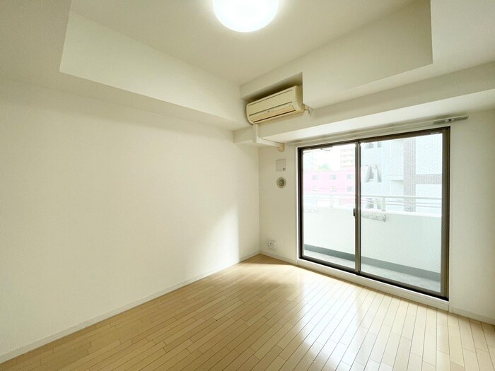 物件内観写真6　(居室)