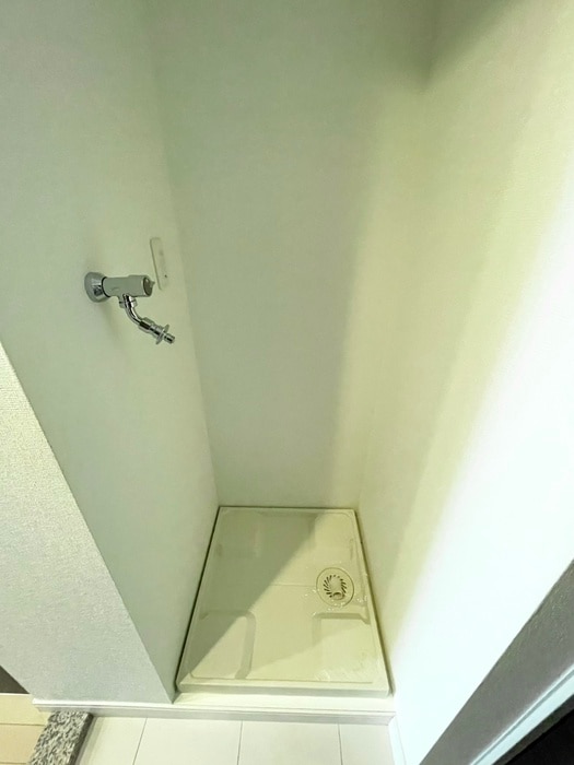 物件内観写真17　(洗濯機置場)