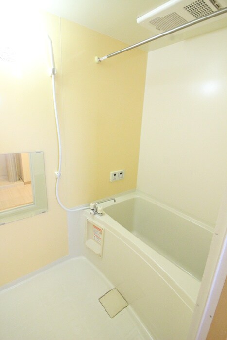 物件内観写真13　(バス／シャワールーム等)