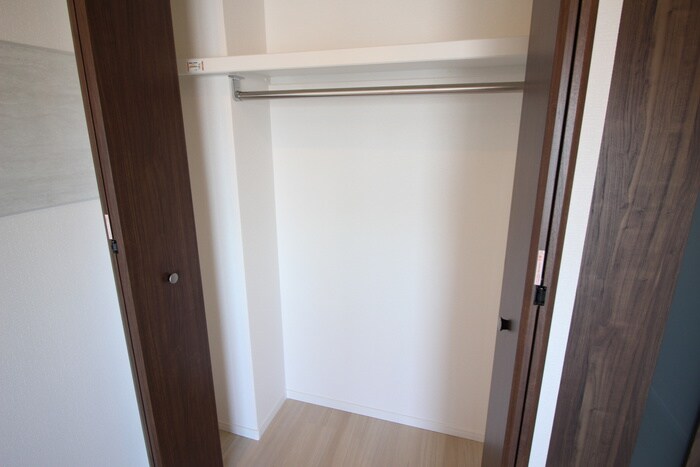 物件内観写真12　(収納)