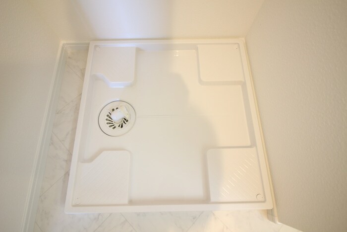 物件内観写真14　(洗濯機置場)